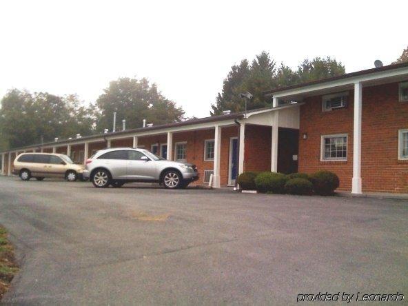Relax Inn Lewisburg Exterior foto